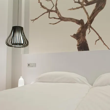 Khu Hotel-3